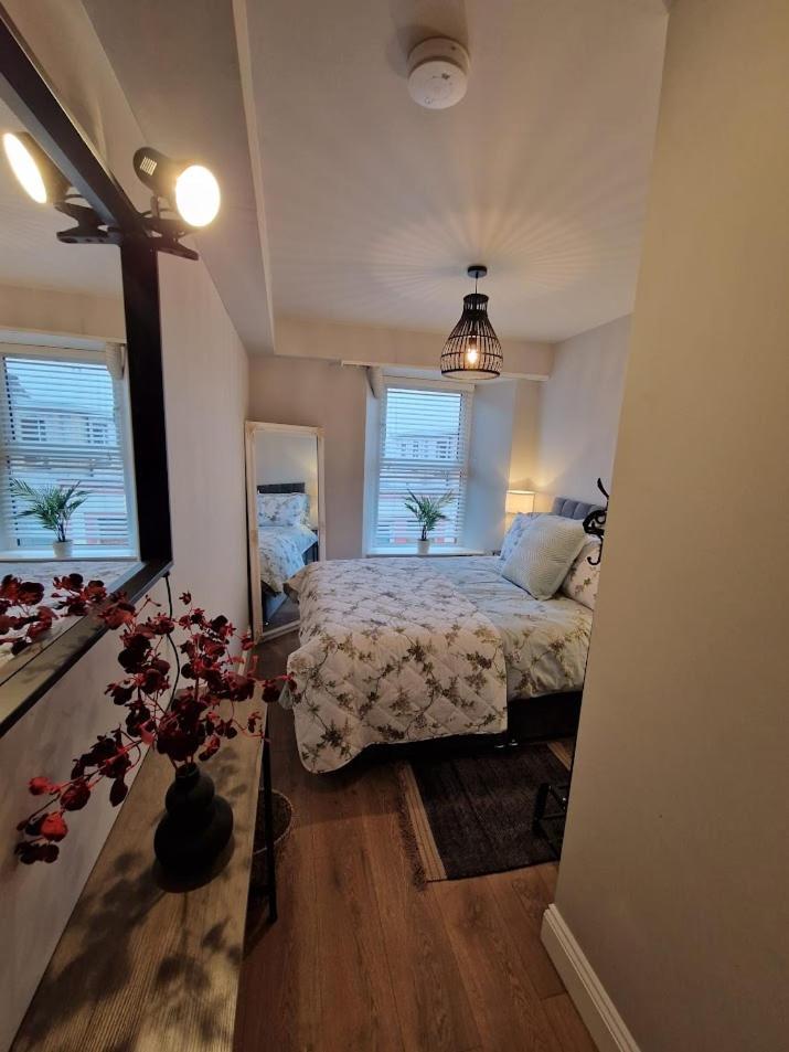 Rosie'S Apartments Killybegs Esterno foto